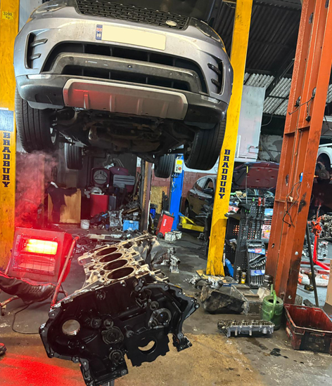Lr engine specialists galley